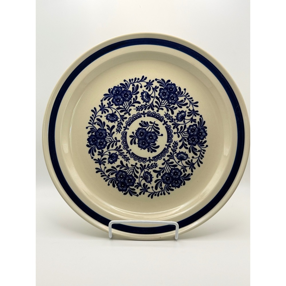 Royal Prestige Highness RS-31 Stoneware Dinner Plate Blue Floral Japan 10.5 Inch